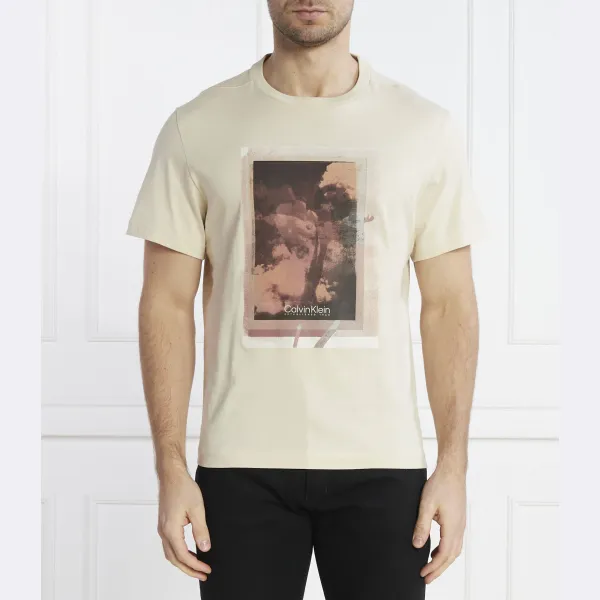 Футболка стандартного кроя Calvin Klein, бежевый
Футболка стандартного кроя Calvin Klein, бежевый