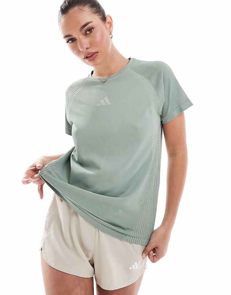 Бесшовная футболка Adidas Training серебристо-зеленого цвета
Бесшовная футболка Adidas Training серебристо-зеленого цвета