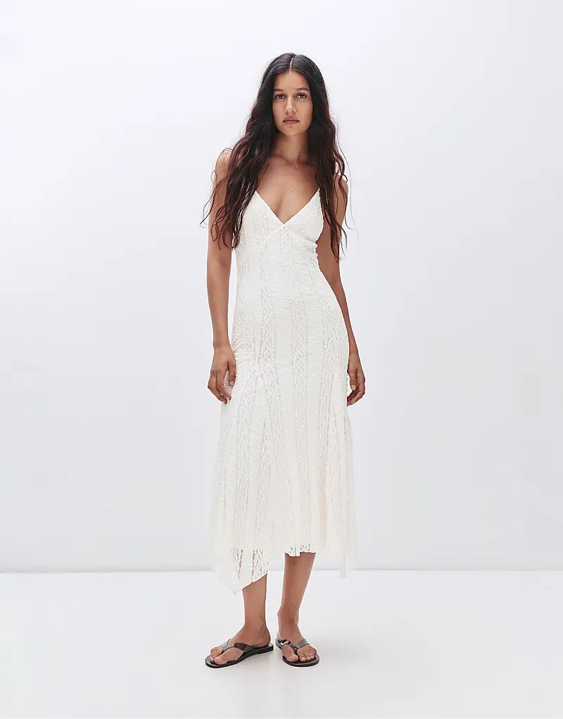 Платье миди на бретелях Pull&Bear Lace бежевого цвета
Платье миди на бретелях Pull&Bear Lace бежевого цвета