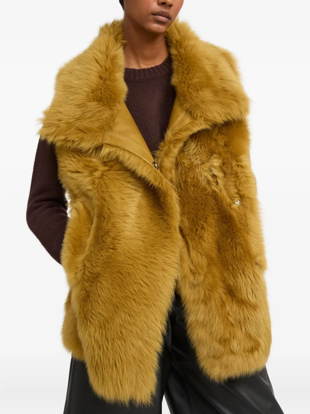 Куртка из овчины Toscana YVES SALOMON, коричневый
Куртка из овчины Toscana YVES SALOMON, коричневый