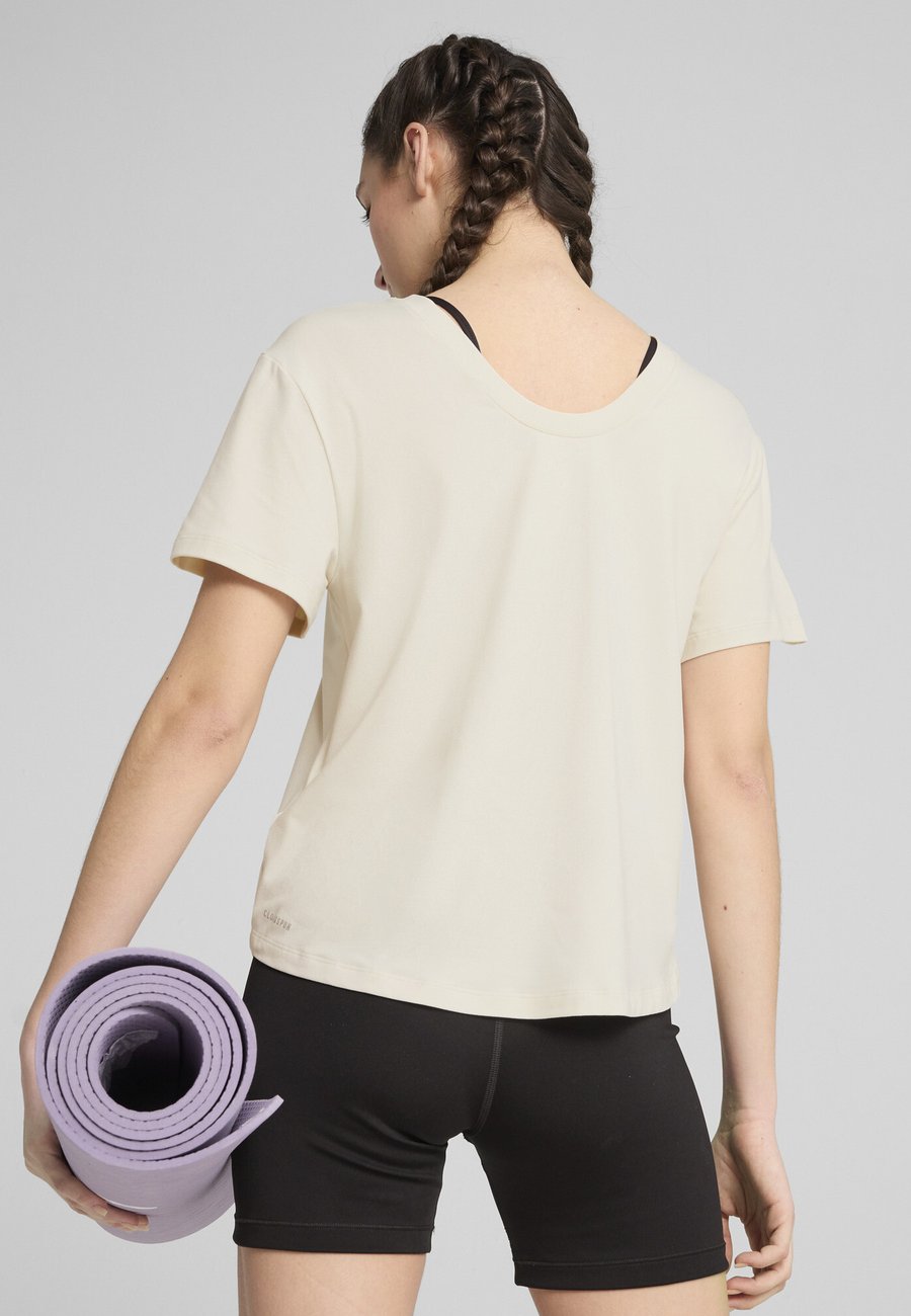 Футболка Puma MOVE REGULAR LENGTH, Alpine Snow/White, Белый, Футболка Puma MOVE REGULAR LENGTH, Alpine Snow/White
Футболка Puma MOVE REGULAR LENGTH, Alpine Snow/White, Белый, Футболка Puma MOVE REGULAR LENGTH, Alpine Snow/White