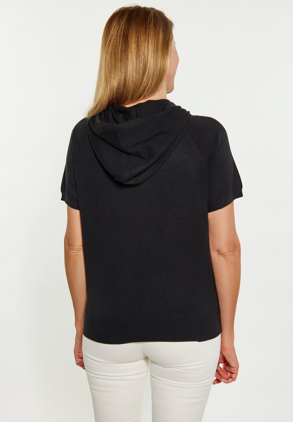 Принт на футболке Hoodie usha, черный
Принт на футболке Hoodie usha, черный