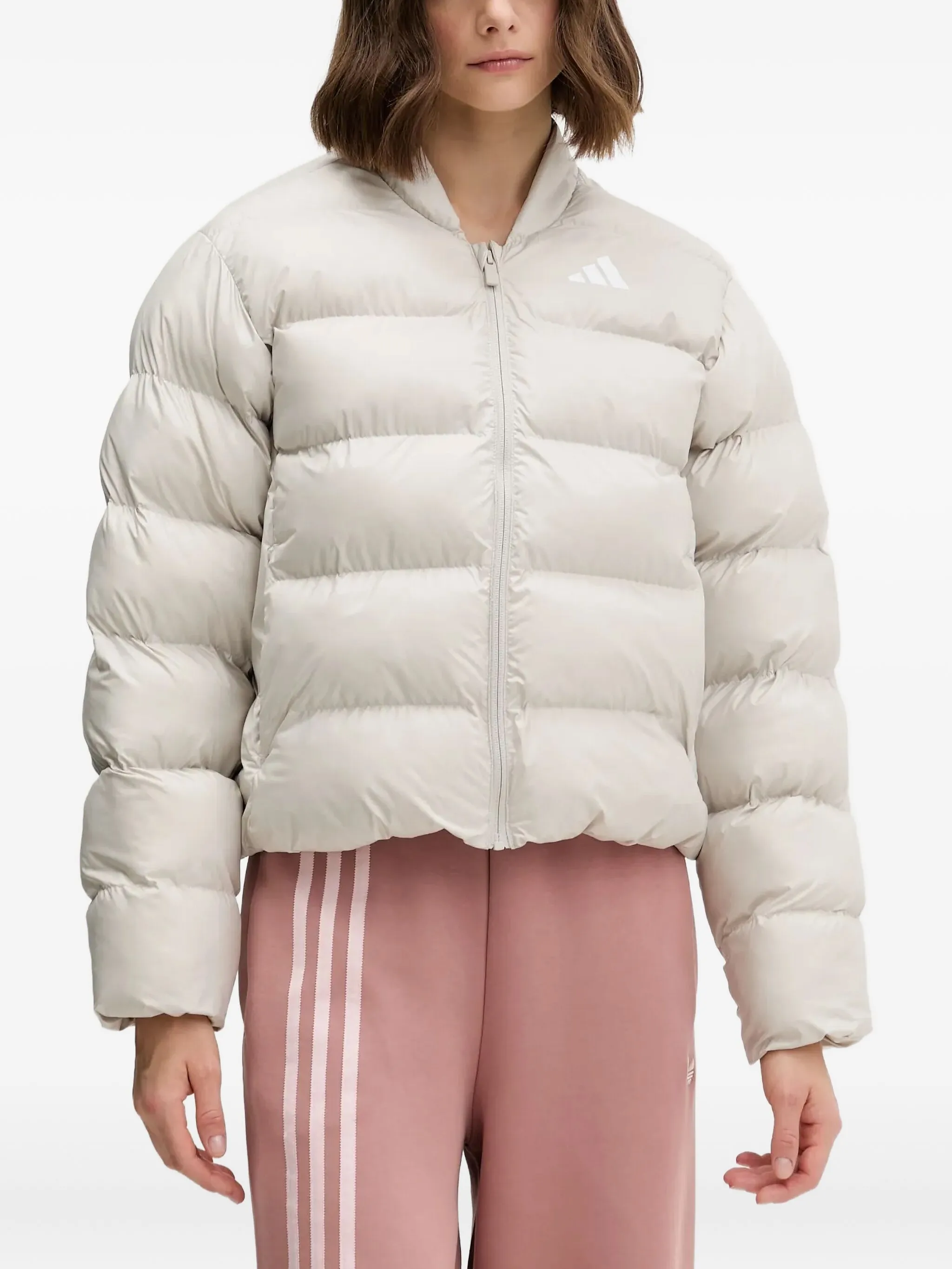 Пуховик на молнии Adidas, бежевый
Пуховик на молнии Adidas, бежевый