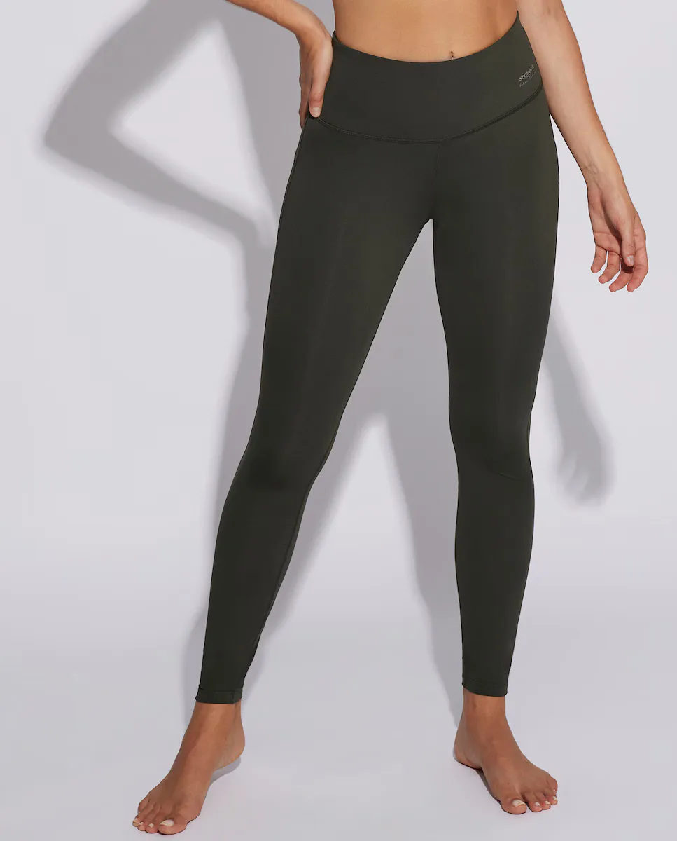 Женские длинные спортивные леггинсы с внутренним карманом и светоотражающей надписью Selmark, темно-зеленый
Женские длинные спортивные леггинсы с внутренним карманом и светоотражающей надписью Selmark, темно-зеленый