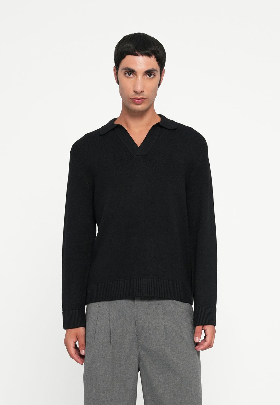 Топ Jack & Jones JCOCOVER KNIT SPLIT, Black
Топ Jack & Jones JCOCOVER KNIT SPLIT, Black