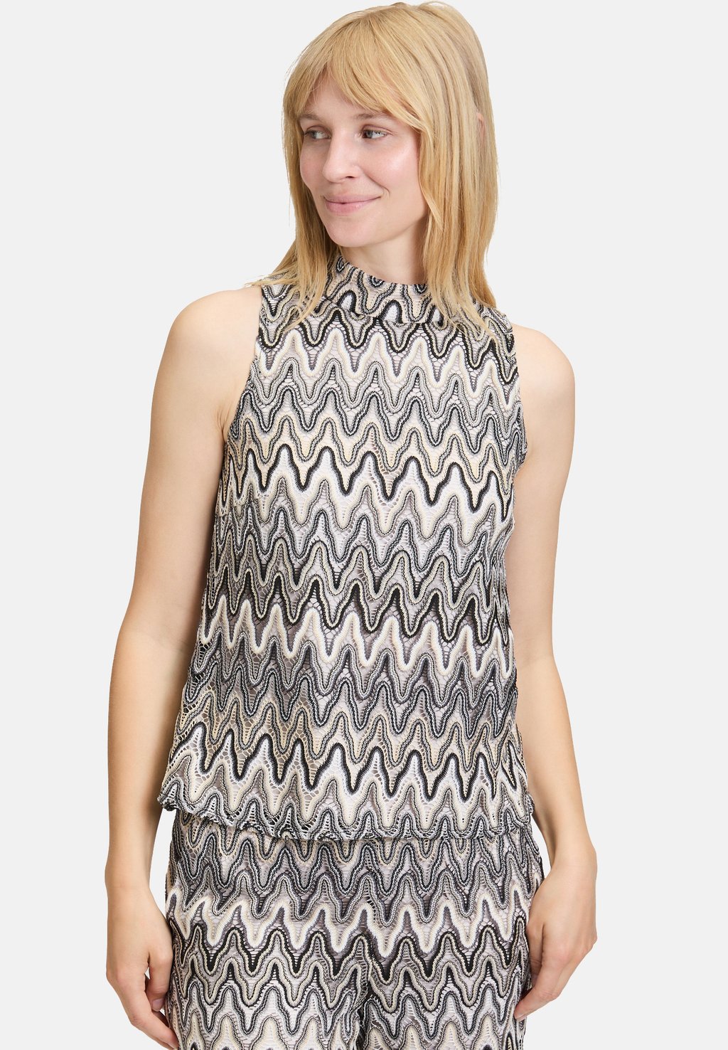 Топ MIT STEHKRAGEN - Blouse Betty Barclay, белый
Топ MIT STEHKRAGEN - Blouse Betty Barclay, белый