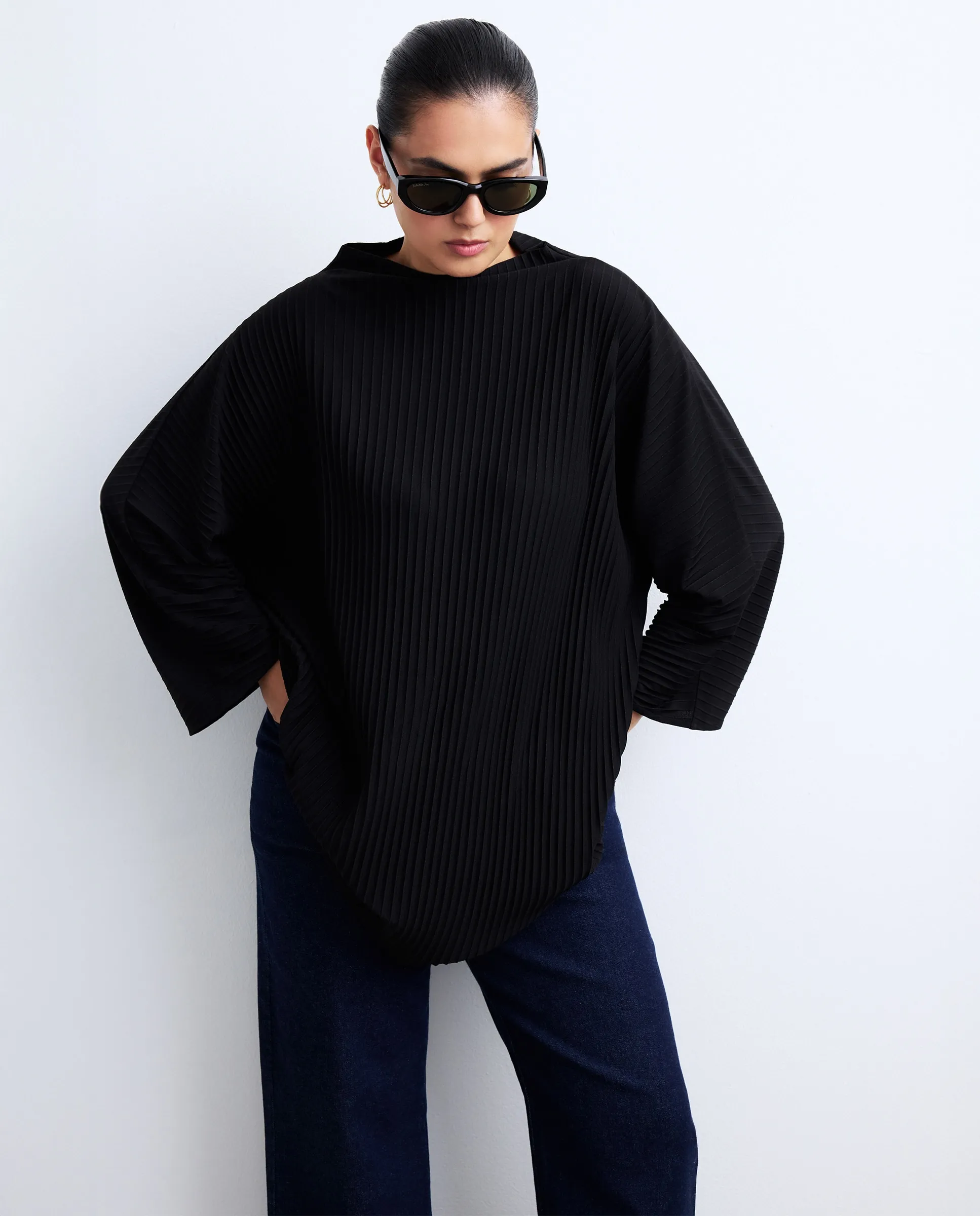 Женская футболка с французским рукавом Couchel, черный
Женская футболка с французским рукавом Couchel, черный