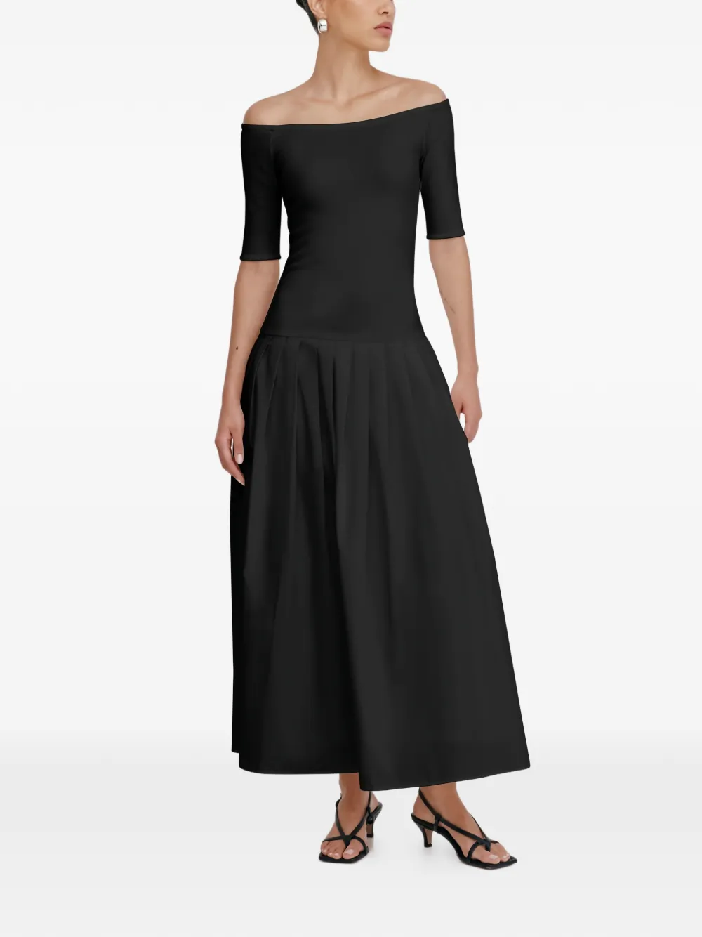 Плиссированное платье миди Mila с открытыми плечами Marcella, черный
Плиссированное платье миди Mila с открытыми плечами Marcella, черный