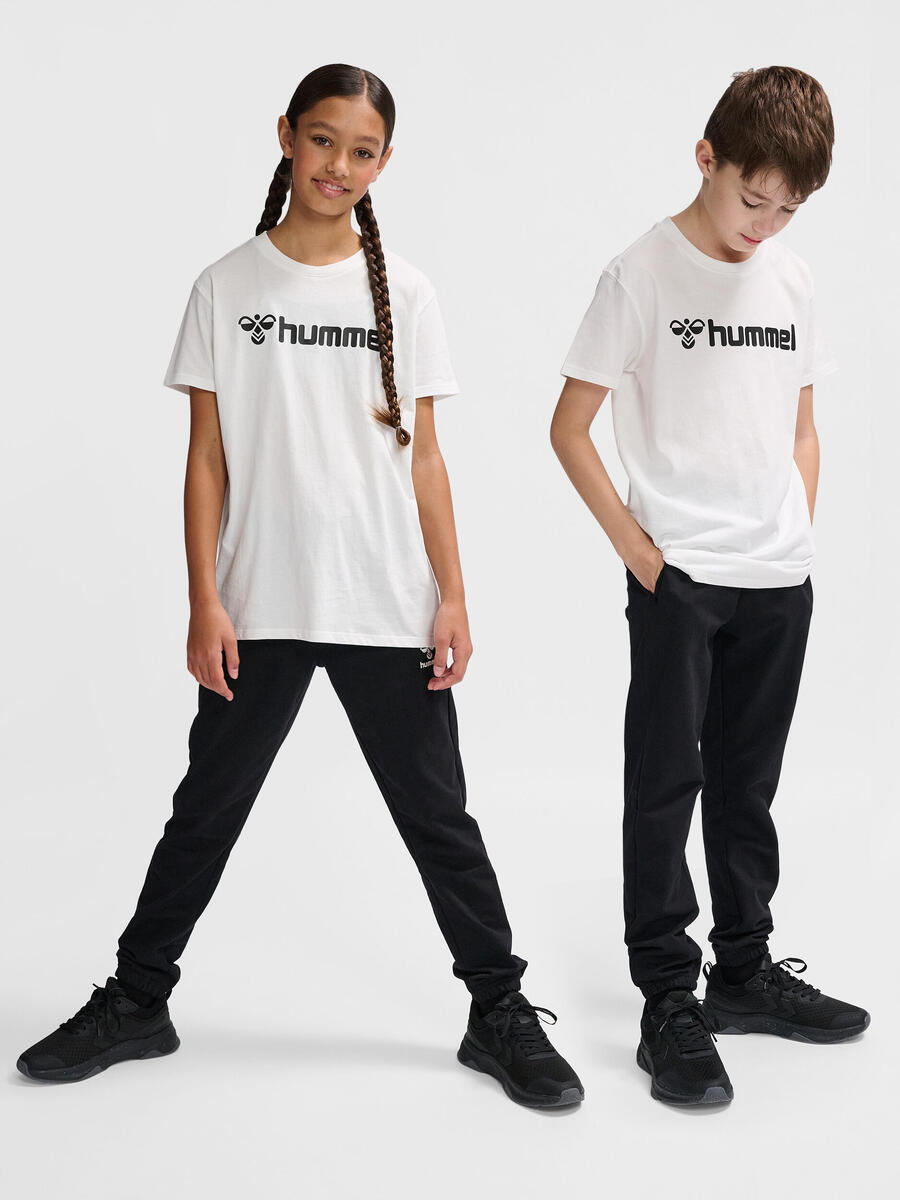 Футболка Hmlgo Lifestyle Kids HUMMEL
Футболка Hmlgo Lifestyle Kids HUMMEL