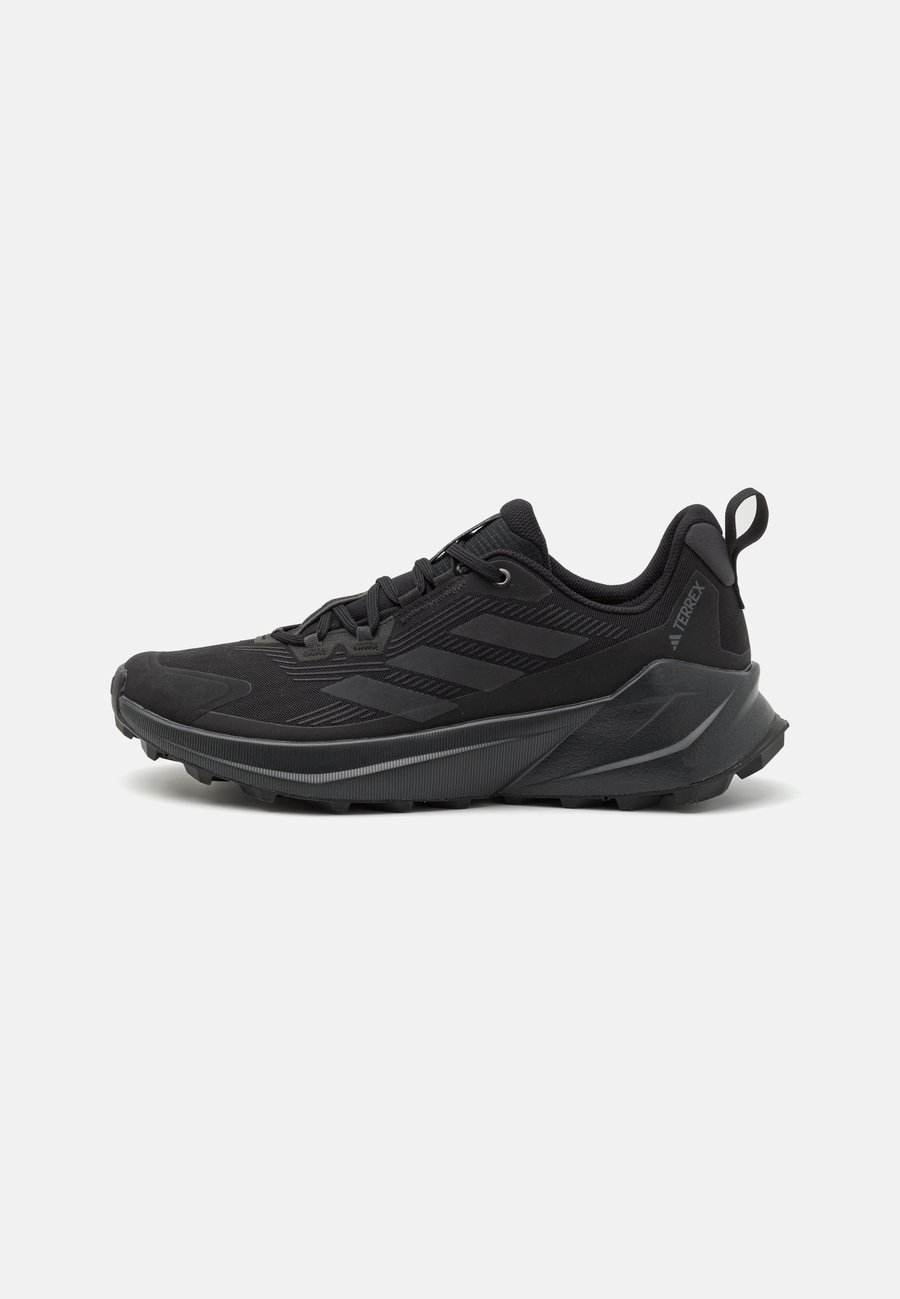 Кроссовки Adidas Terrex TRAILMAKER 2, Core Black/Carbon/Grey Four/Black
Кроссовки Adidas Terrex TRAILMAKER 2, Core Black/Carbon/Grey Four/Black