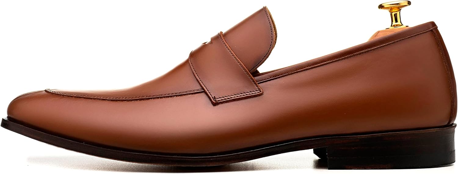 Классические кожаные туфли-лоферы ADOLFO TURRION, Whiskey Brown
Классические кожаные туфли-лоферы ADOLFO TURRION, Whiskey Brown