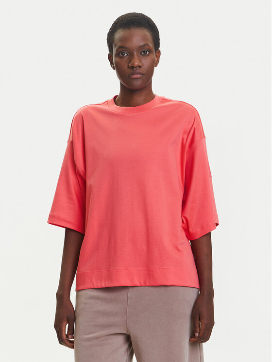 Свободная футболка ALL SZN Soft Lux KD9769 Adidas, красный
Свободная футболка ALL SZN Soft Lux KD9769 Adidas, красный