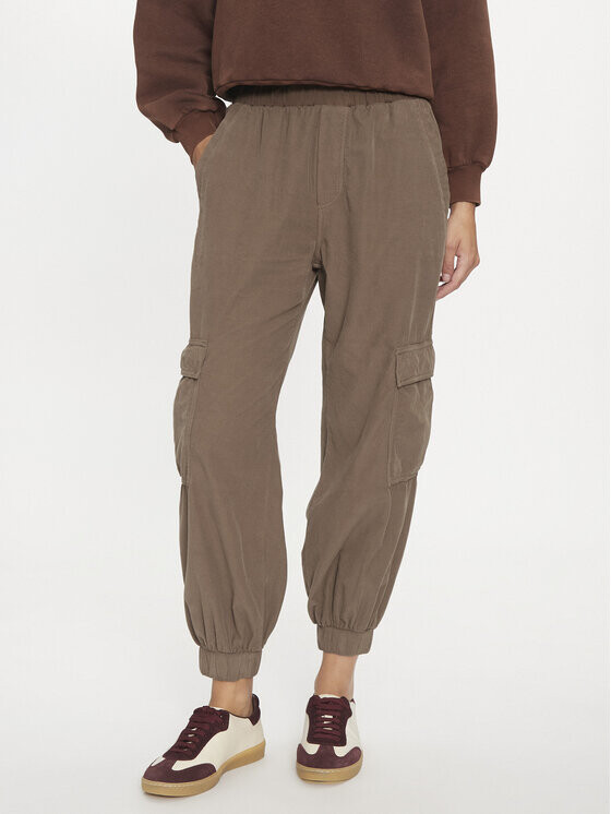 Спортивные брюки свободного кроя Deha, коричневый
Спортивные брюки свободного кроя Deha, коричневый