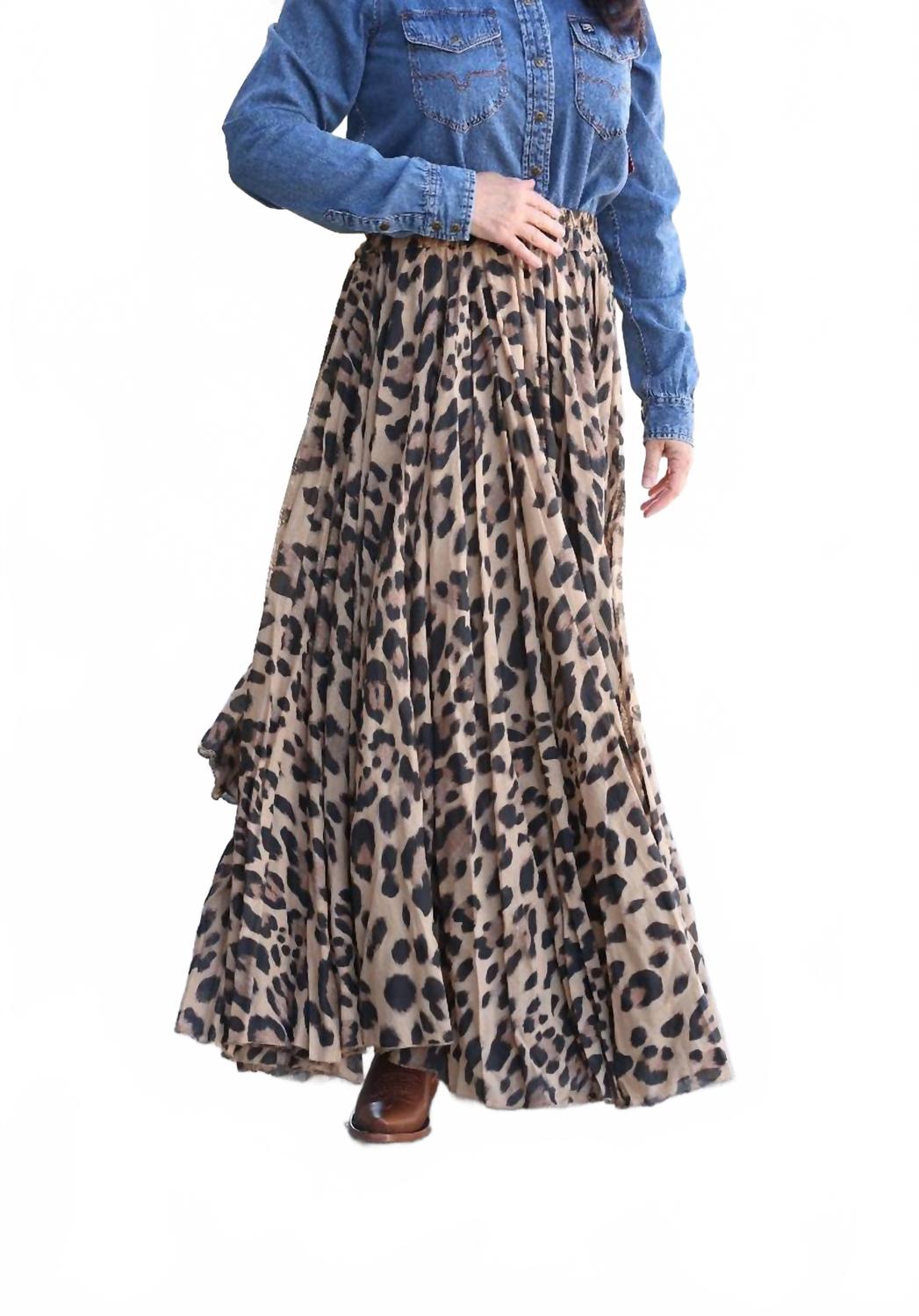 Леопардовая макси-юбка в карамельном цвете Scandal Italy
Леопардовая макси-юбка в карамельном цвете Scandal Italy