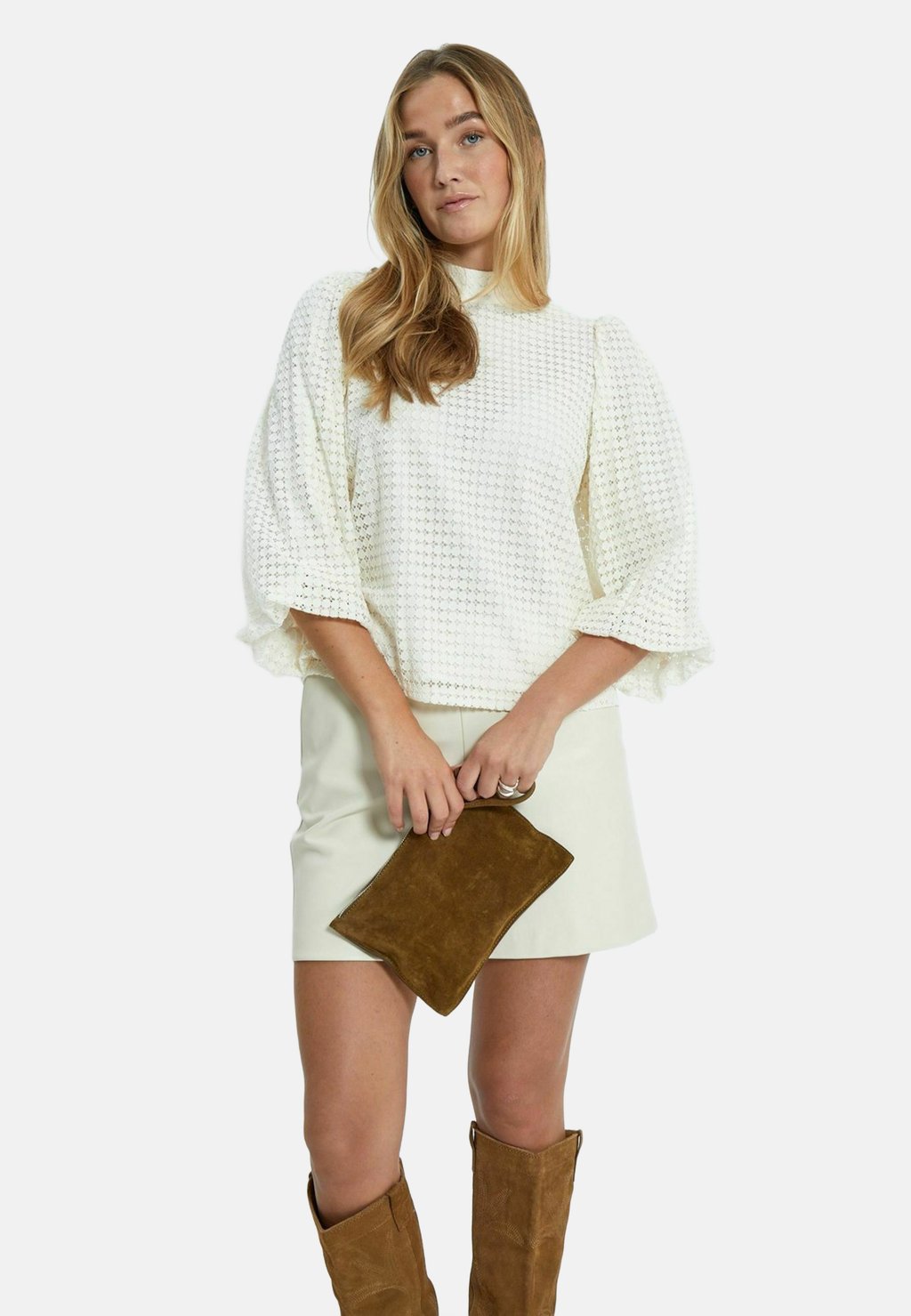 Блуза FIORA Minus, бежевый
Блуза FIORA Minus, бежевый