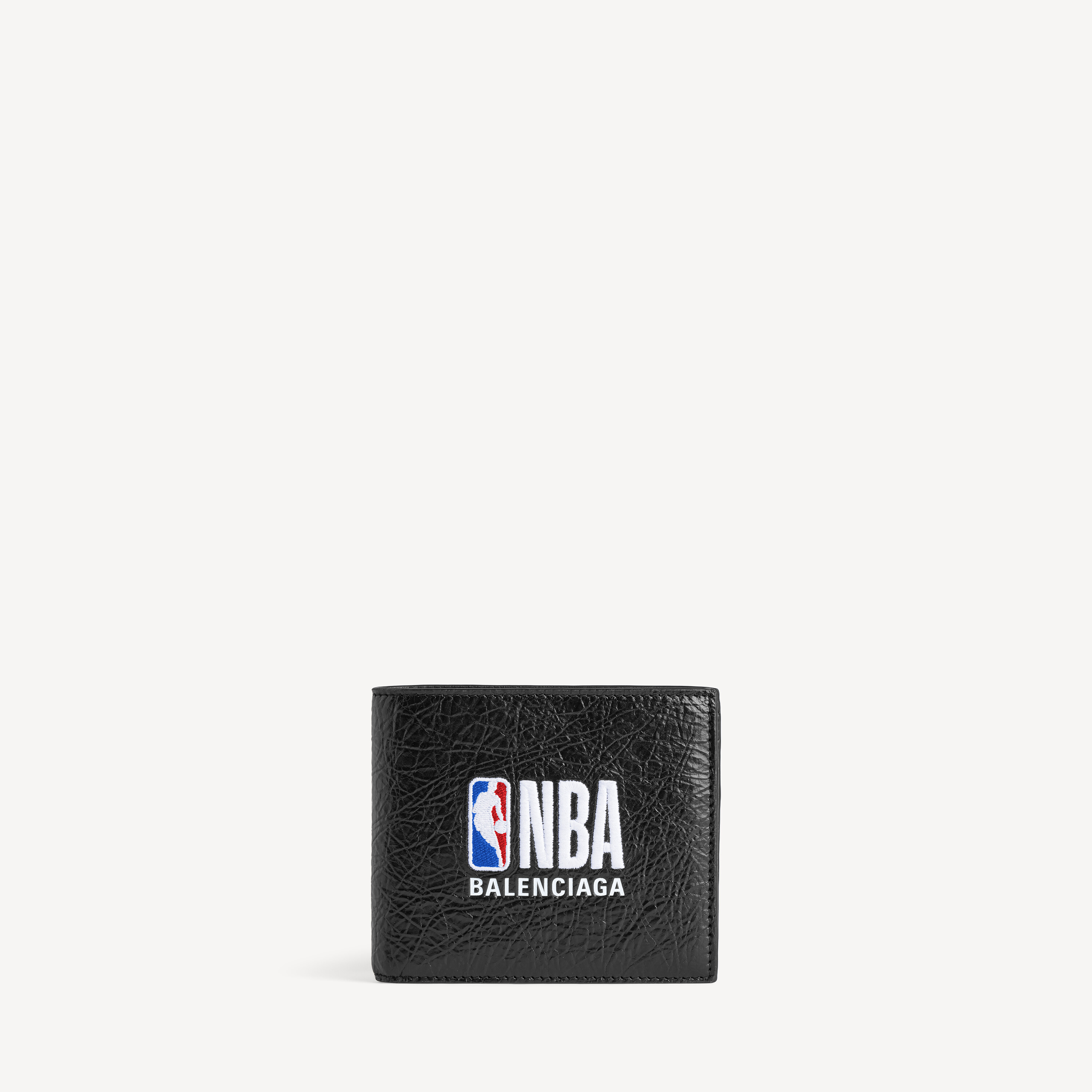 Мужское складное портмоне Balenciaga | Коллаборация с NBA Cash Square, черное
Мужское складное портмоне Balenciaga | Коллаборация с NBA Cash Square, черное
