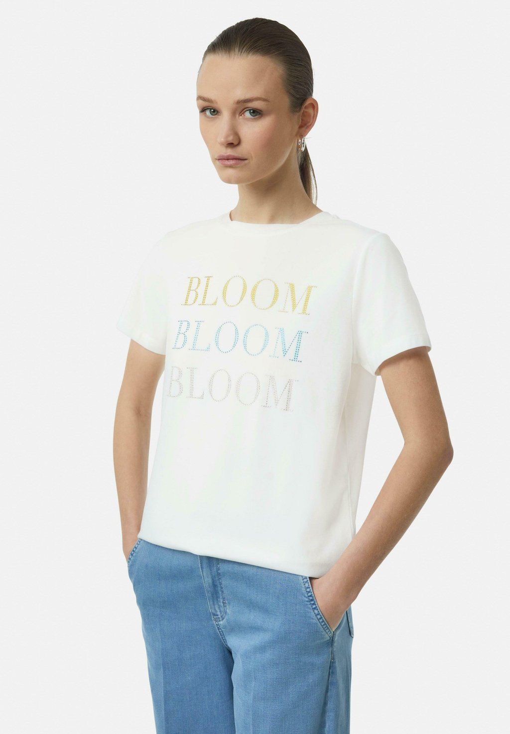 Футболка с принтом MIT ARTWORK comma, молочный
Футболка с принтом MIT ARTWORK comma, молочный