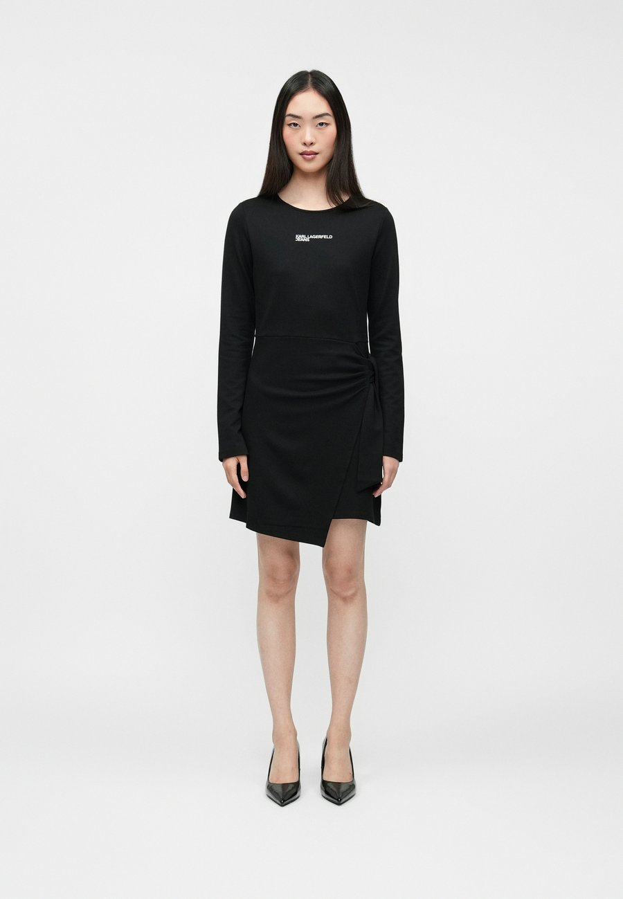 Платье Karl Lagerfeld Jeans MILANO DRESS, Black
Платье Karl Lagerfeld Jeans MILANO DRESS, Black