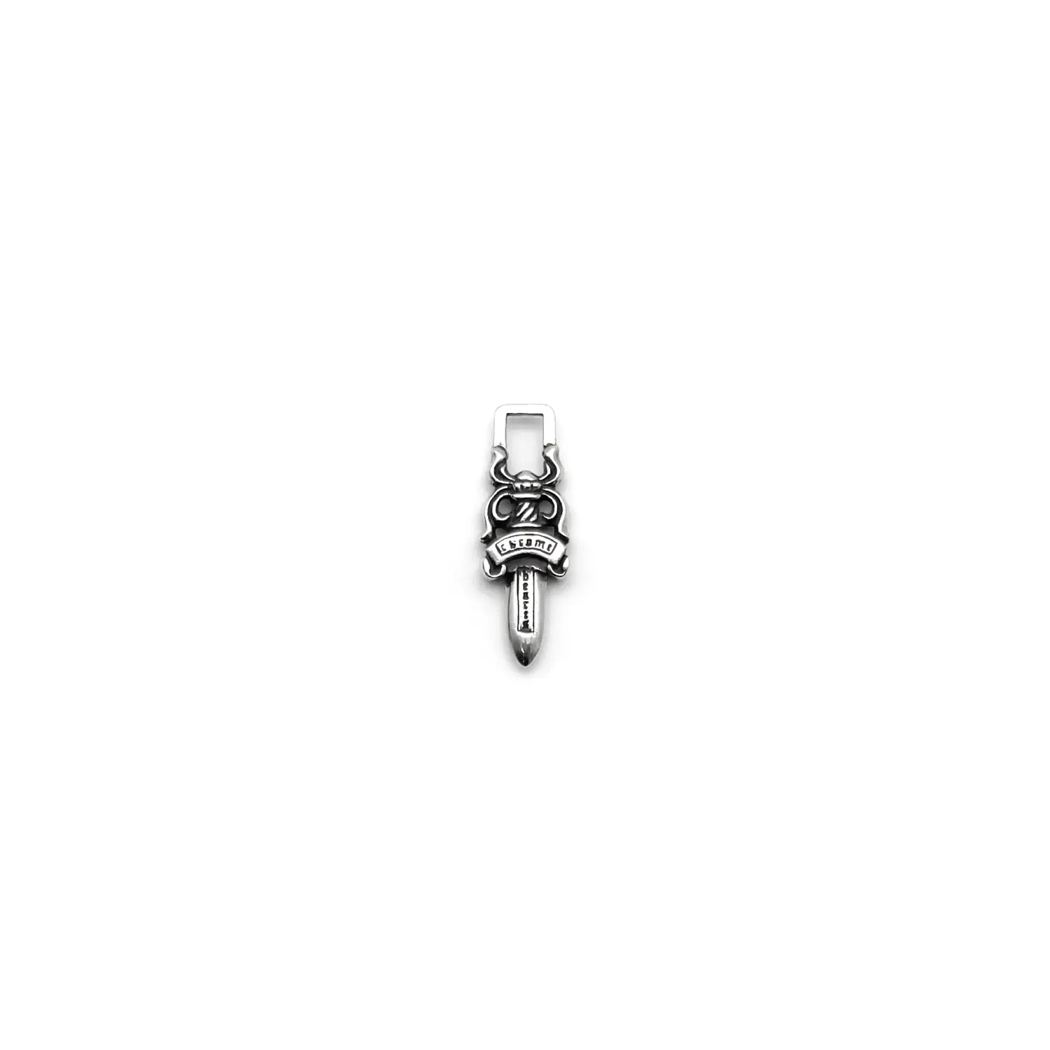 Кулоны мужские silver Chrome Hearts, серебряный
Кулоны мужские silver Chrome Hearts, серебряный