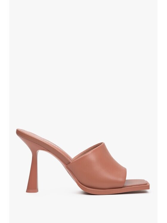 Домашние тапочки Estro, коричневый
Домашние тапочки Estro, коричневый