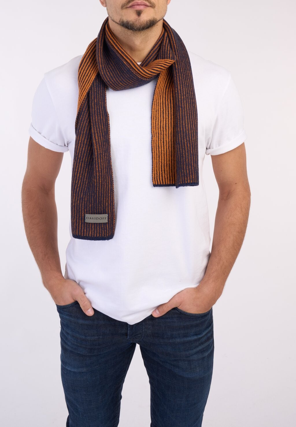 Шарф ESSENTIALS DAVIDOFF, цвет navy blue orange
Шарф ESSENTIALS DAVIDOFF, цвет navy blue orange