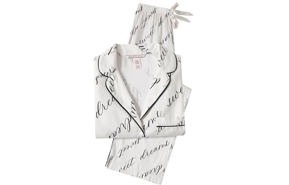 Пижамный комплект женский белый с принтом Victoria's Secret
Пижамный комплект женский белый с принтом Victoria's Secret