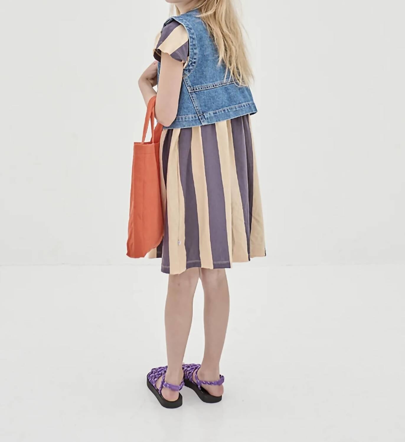 Платье Easy Peasy в синюю полоску Repose AMS
Платье Easy Peasy в синюю полоску Repose AMS