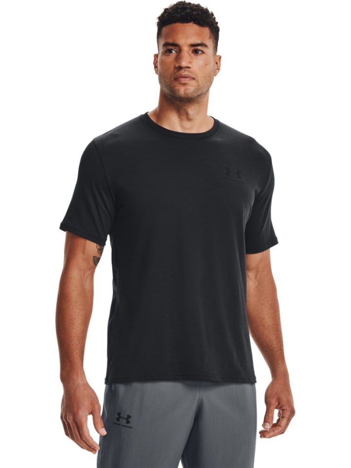 Футболка "Sportstyle" черного цвета Under Armour
Футболка "Sportstyle" черного цвета Under Armour