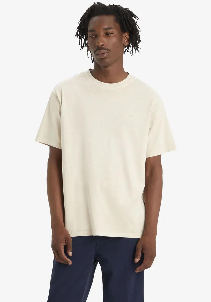 Рубашка Levi's с круглым вырезом "LE RED TAB VINTAGE TEE" в классическом дизайне Levi's, цвет Fog Garment Dye Fog
Рубашка Levi's с круглым вырезом "LE RED TAB VINTAGE TEE" в классическом дизайне Levi's, цвет Fog Garment Dye Fog