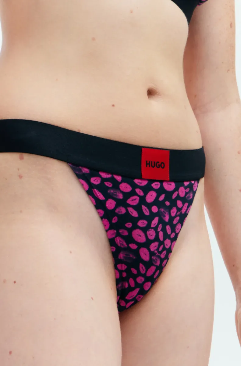 Трусики HUGO Underwear "STRING RL DESIGN", с логотипом HUGO на поясе, цвет Open-Miscellaneous 963
Трусики HUGO Underwear "STRING RL DESIGN", с логотипом HUGO на поясе, цвет Open-Miscellaneous 963