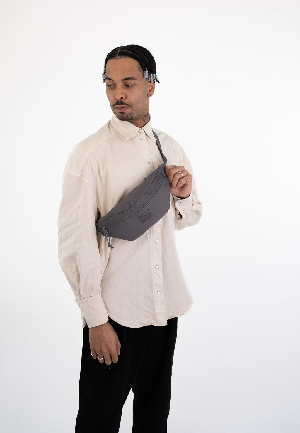 Поясная сумка ERIK SMALL BAUCHTASCHE Johnny Urban, цвет dunkelgrau
Поясная сумка ERIK SMALL BAUCHTASCHE Johnny Urban, цвет dunkelgrau