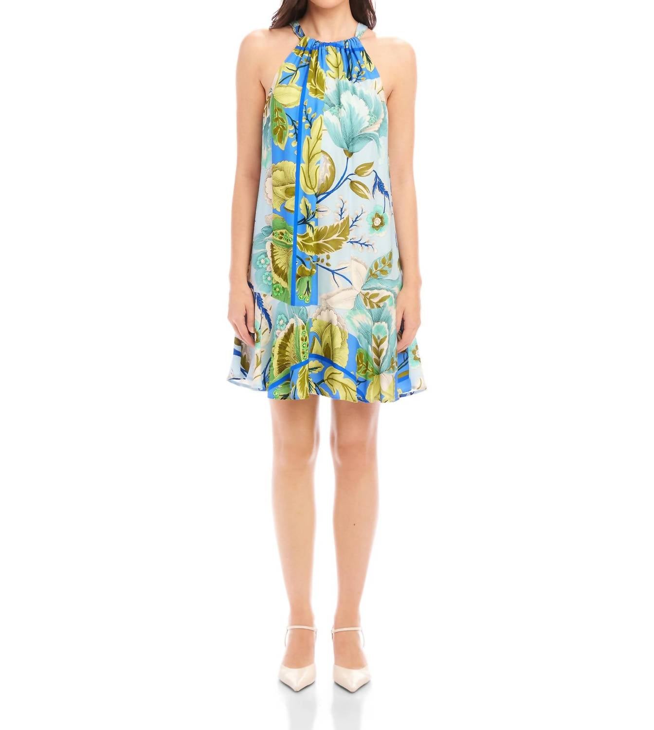 Платье Brenda с рюшами по подолу в синий цветочек Fifteen Twenty
Платье Brenda с рюшами по подолу в синий цветочек Fifteen Twenty