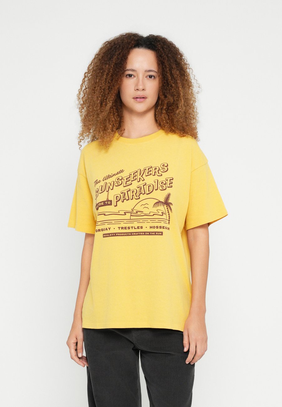 Футболка Rip Curl SUNSEEKERS HERITAGE TEE, Bright Yellow/Yellow, Желтый, Футболка Rip Curl SUNSEEKERS HERITAGE TEE, Bright Yellow/Yellow
Футболка Rip Curl SUNSEEKERS HERITAGE TEE, Bright Yellow/Yellow, Желтый, Футболка Rip Curl SUNSEEKERS HERITAGE TEE, Bright Yellow/Yellow