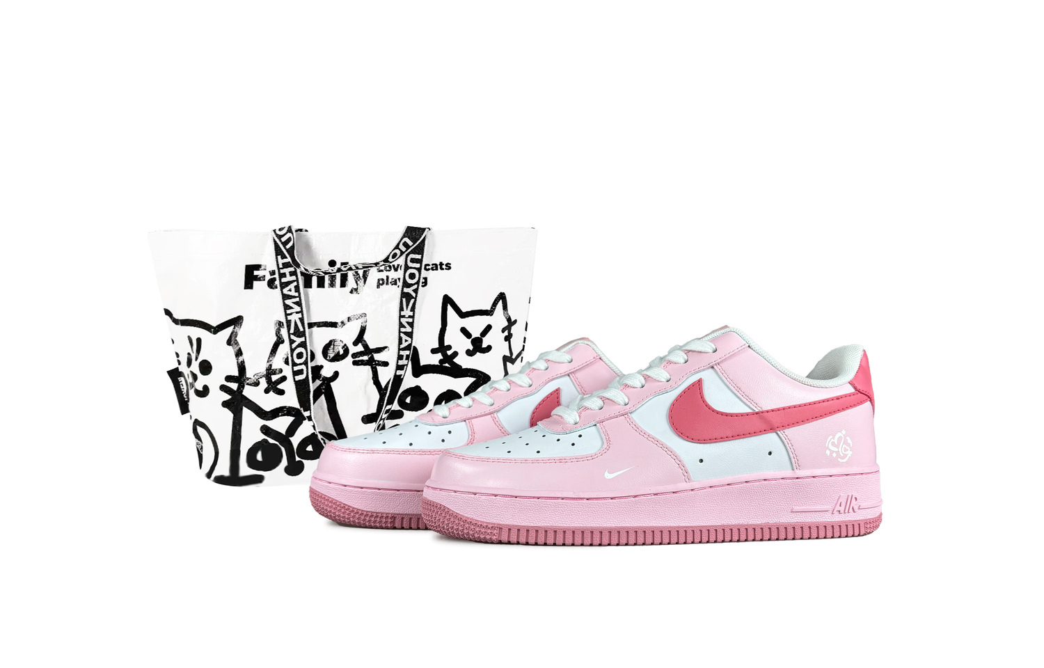Nike Air Force 1 Fairy Tale нескользящие устойчивые к истиранию низкие детские скейтбординг кроссовки Pink для подростков
Nike Air Force 1 Fairy Tale нескользящие устойчивые к истиранию низкие детские скейтбординг кроссовки Pink для подростков