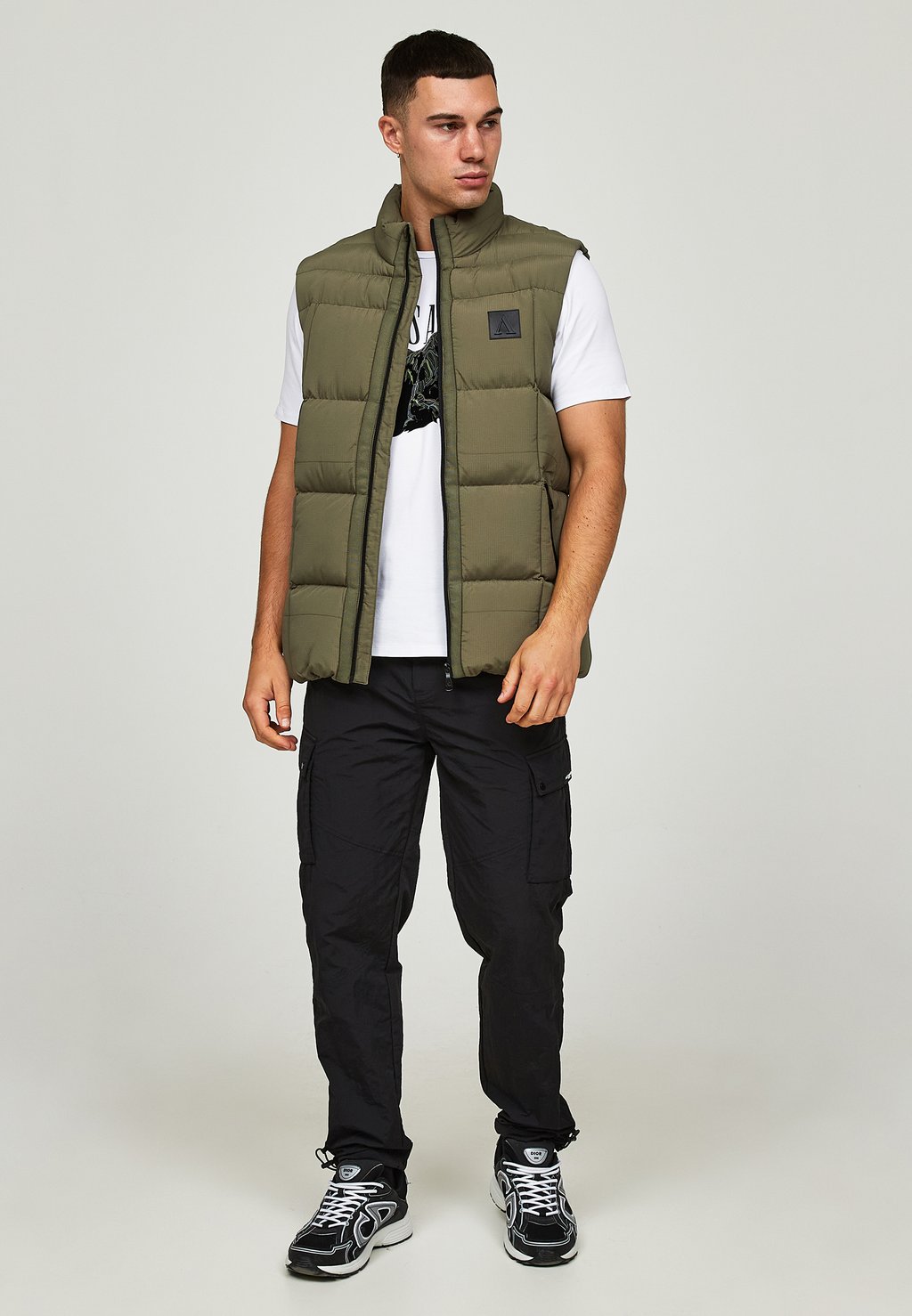 Жилет TOGNAZZI Alessandro Zavetti, оливковый, Зеленый, Жилет TOGNAZZI Alessandro Zavetti, оливковый
Жилет TOGNAZZI Alessandro Zavetti, оливковый, Зеленый, Жилет TOGNAZZI Alessandro Zavetti, оливковый