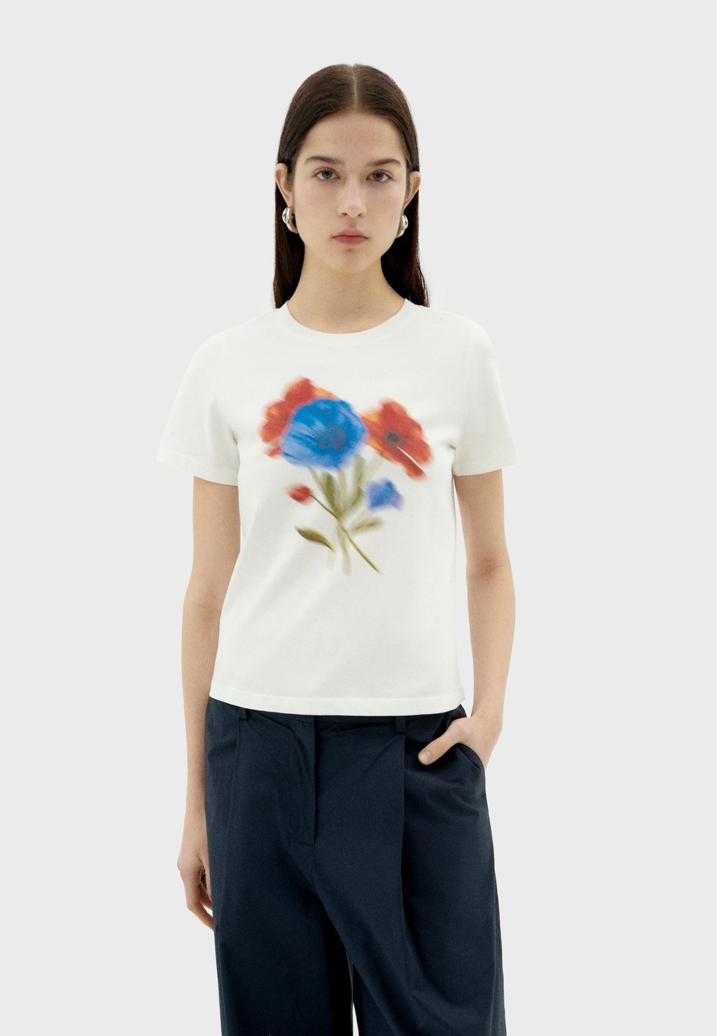 Футболка с принтом IDA Thinking Mu, белый
Футболка с принтом IDA Thinking Mu, белый