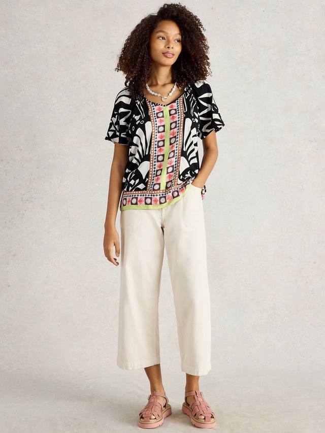 Топ Imogen Abstract White Stuff, Navy/Multi
Топ Imogen Abstract White Stuff, Navy/Multi