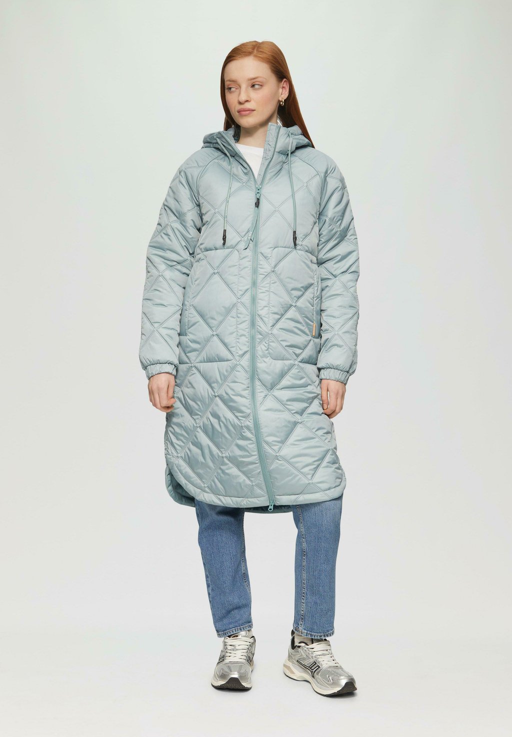 Зимнее пальто MIT PRÄGEMUSTER QS, зеленый
Зимнее пальто MIT PRÄGEMUSTER QS, зеленый