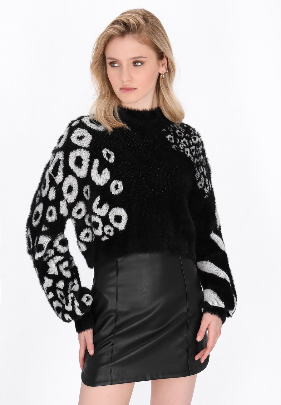 Джемпер myMo ROCKS Jumper, Black/Offwhite/Black
Джемпер myMo ROCKS Jumper, Black/Offwhite/Black