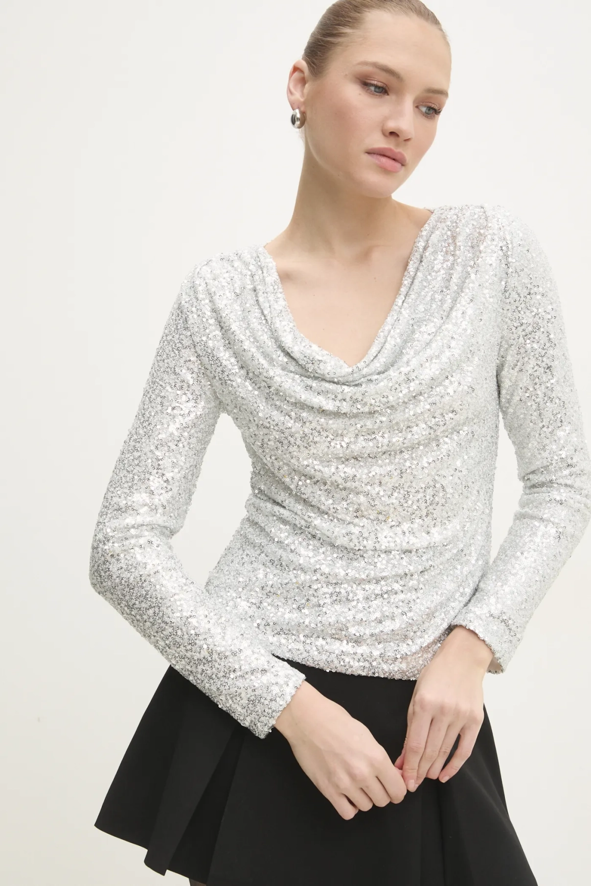 Блуза Answear Lab, серебряный, Серебристый, Блуза Answear Lab, серебряный
Блуза Answear Lab, серебряный, Серебристый, Блуза Answear Lab, серебряный