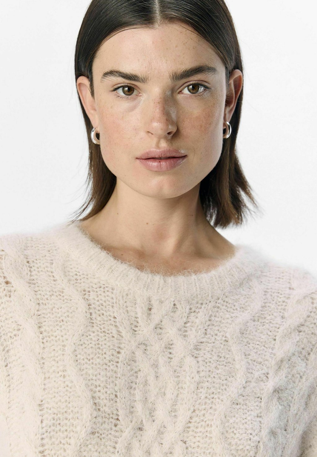 Джемпер Object, белый
Джемпер Object, белый