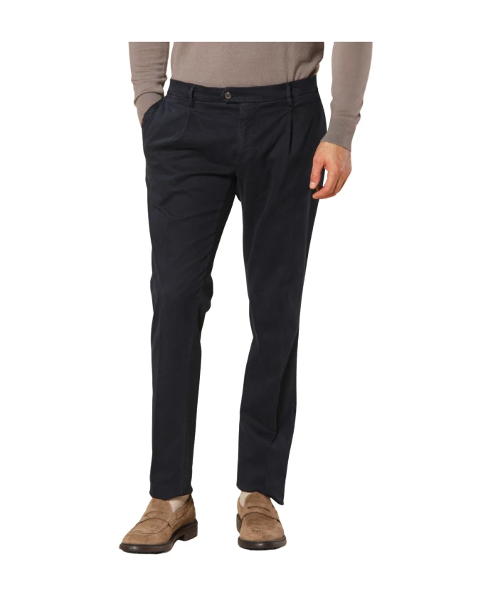Брюки-Чиносы темно-синего цвета, стандартный крой Mason'S, синий
Брюки-Чиносы темно-синего цвета, стандартный крой Mason'S, синий