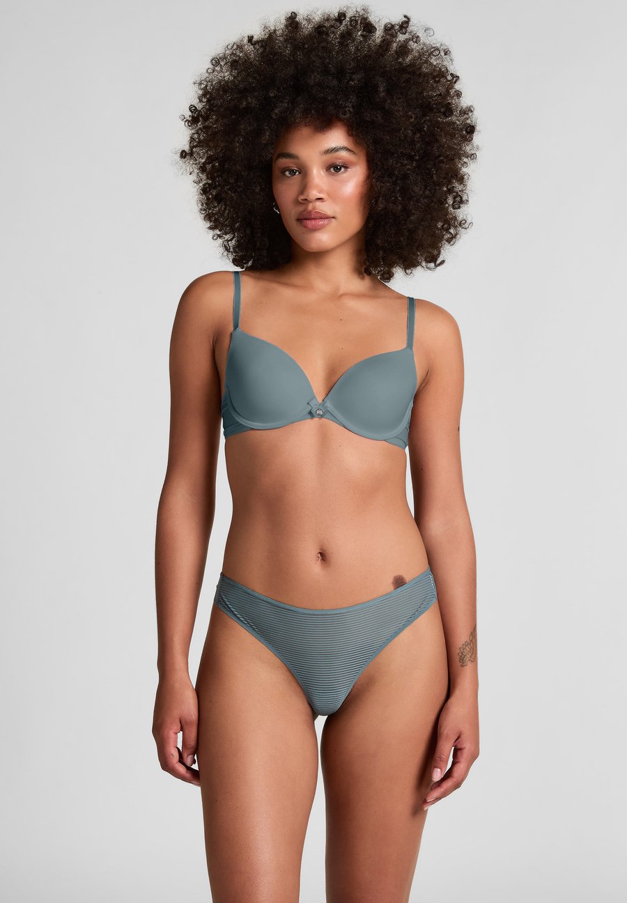 Трусы Hunkemöller Thong, Grey
Трусы Hunkemöller Thong, Grey