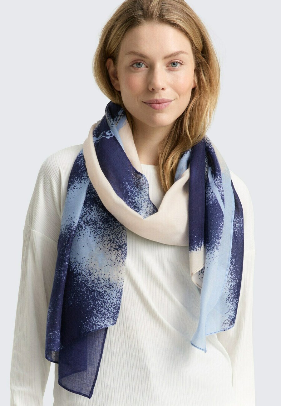 Шарф TOM TAILOR MIT MUSTER, Blue Blurry Argyle Scarf/Blue
Шарф TOM TAILOR MIT MUSTER, Blue Blurry Argyle Scarf/Blue