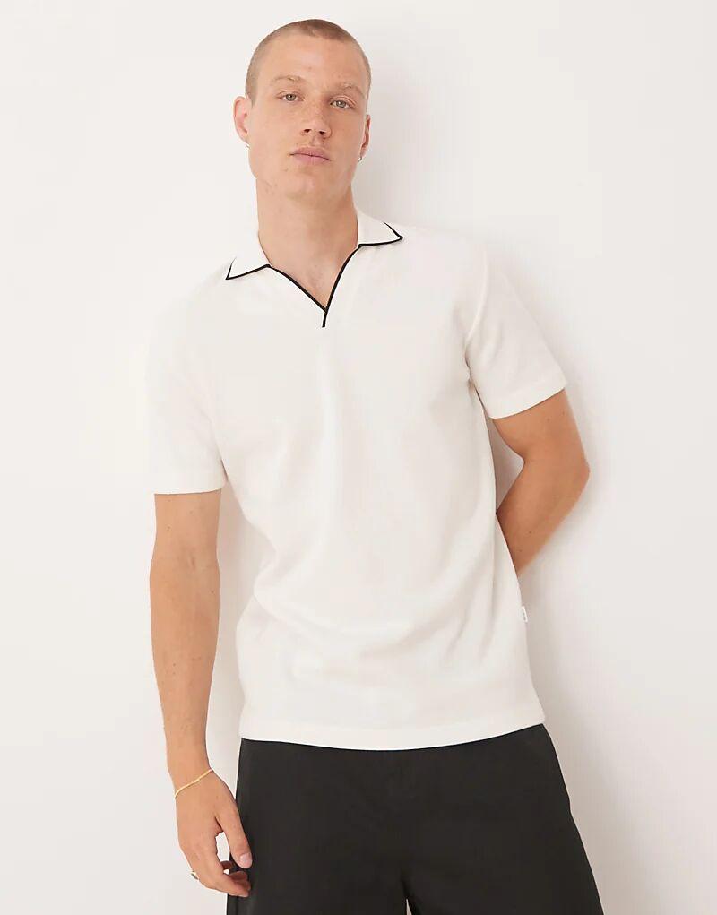 Рубашка-поло Selected Homme с разрезом на горловине кремового цвета
Рубашка-поло Selected Homme с разрезом на горловине кремового цвета