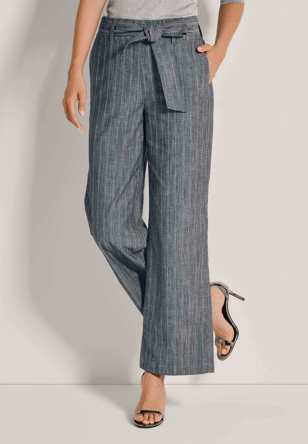 Брюки WEITE MADELEINE, серый
Брюки WEITE MADELEINE, серый