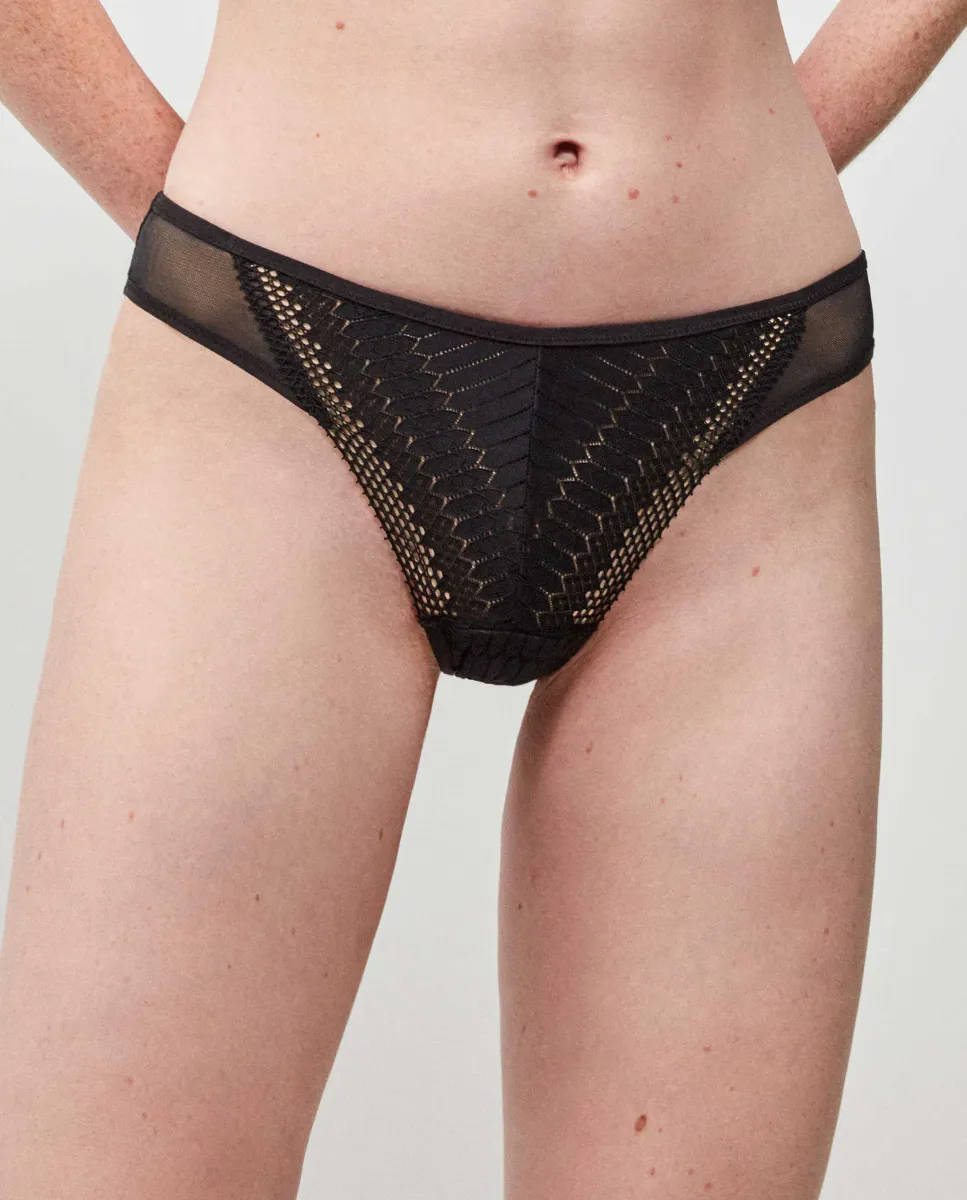 Классические трусики из кружевной ткани Gisela, чёрный
Классические трусики из кружевной ткани Gisela, чёрный
