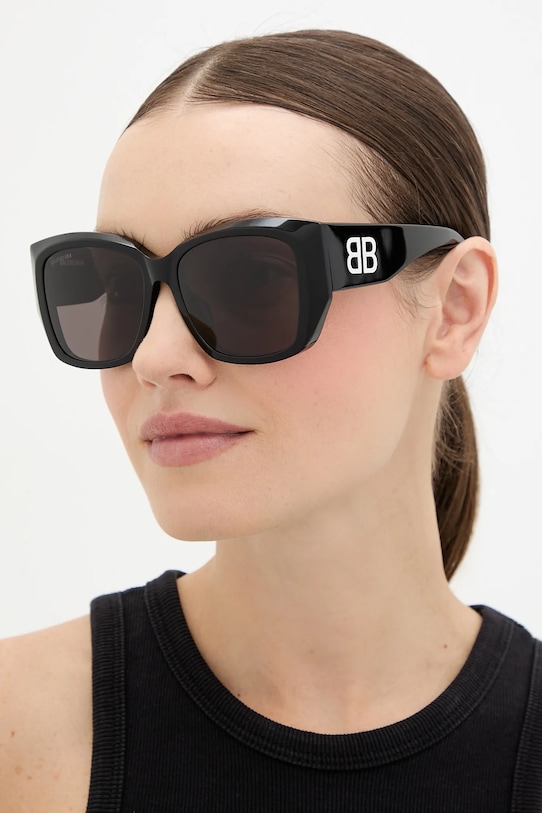 Солнцезащитные очки Balenciaga, черный
Солнцезащитные очки Balenciaga, черный