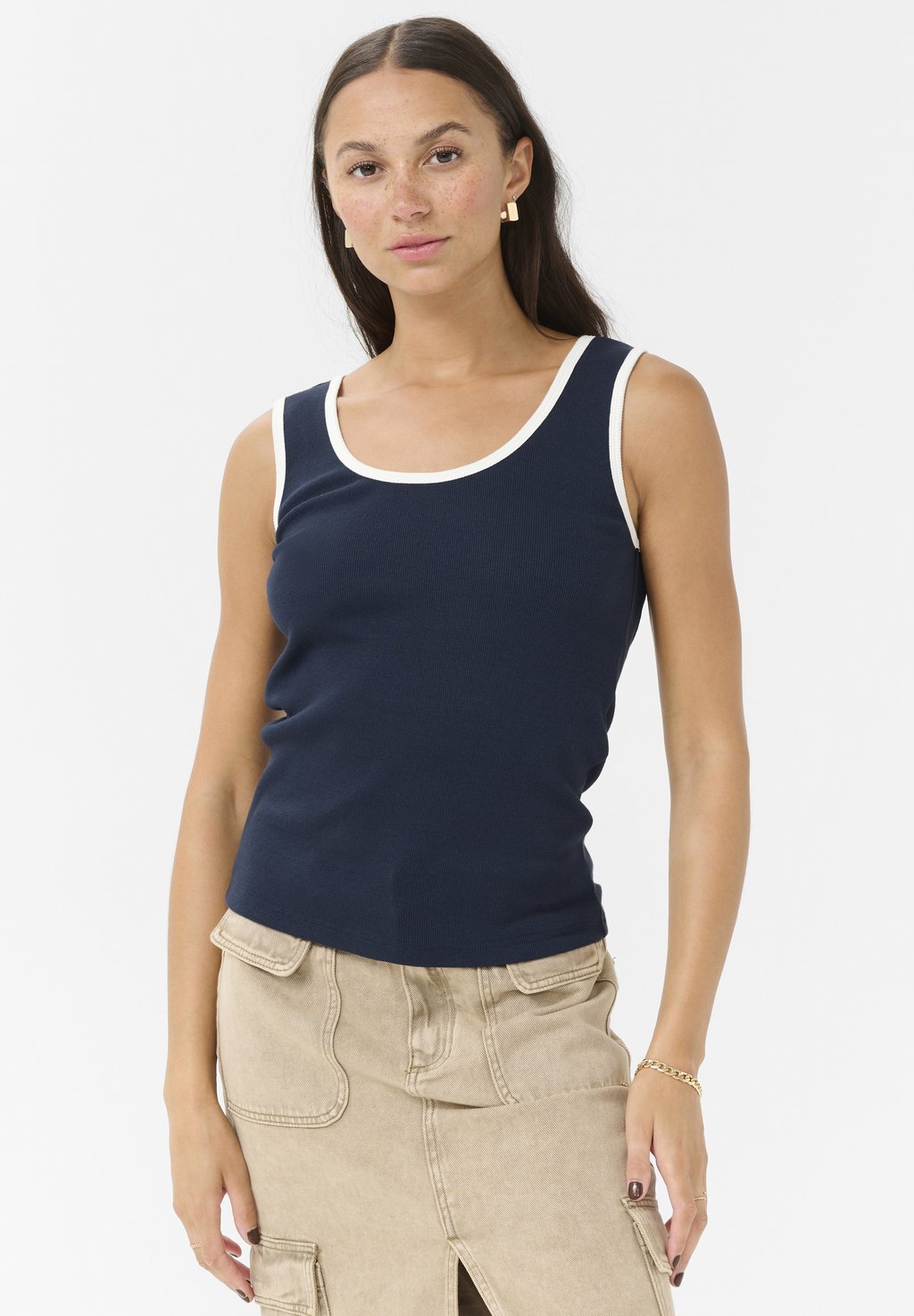 Топ Kaffe, темно-синий
Топ Kaffe, темно-синий