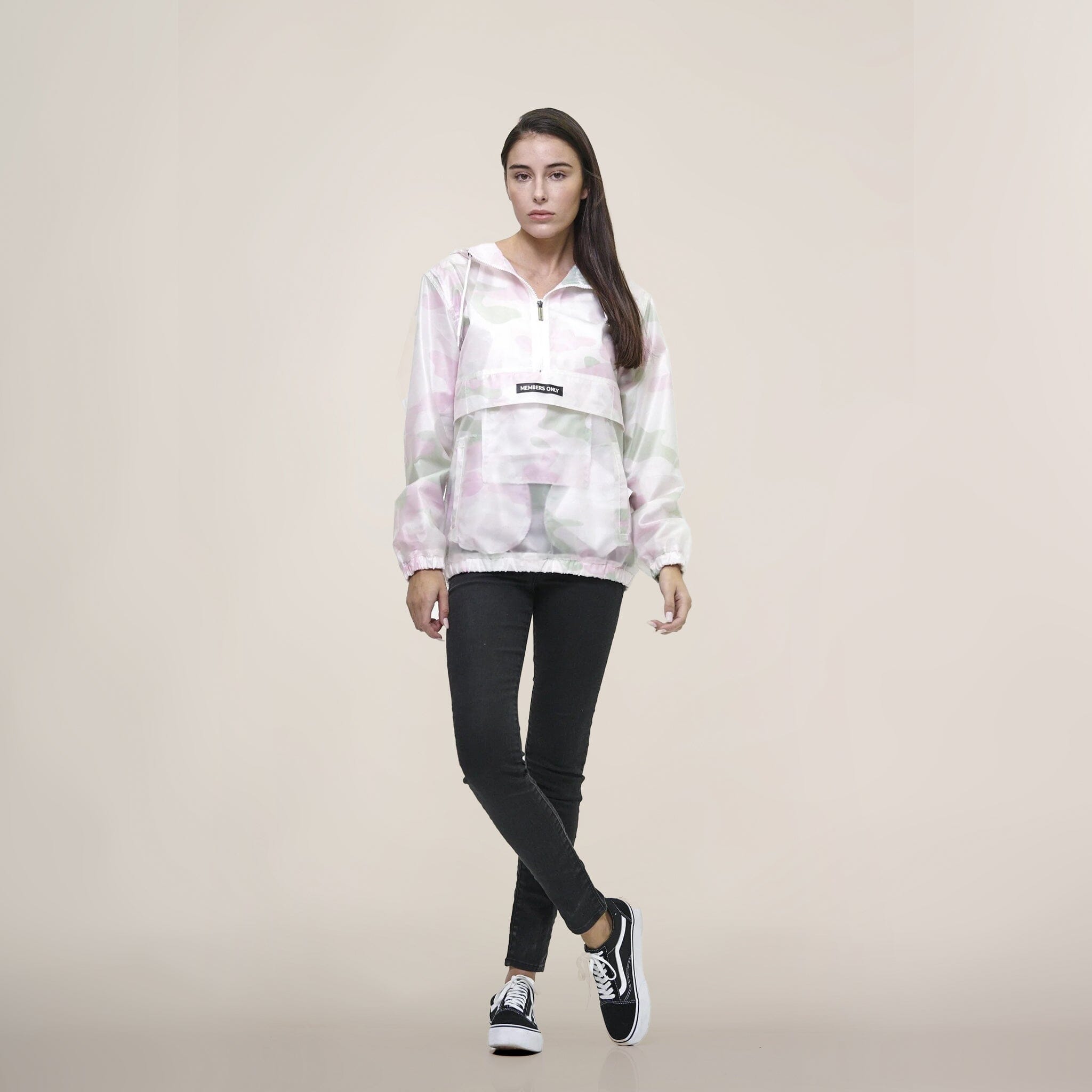 Женская полупрозрачная куртка-пуловер с капюшоном Members Only, розовый/хаки
Женская полупрозрачная куртка-пуловер с капюшоном Members Only, розовый/хаки